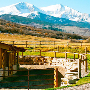 © Copyright 4 Corners Fencing, llc