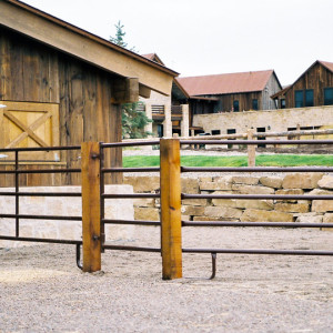 © Copyright 4 Corners Fencing, llc